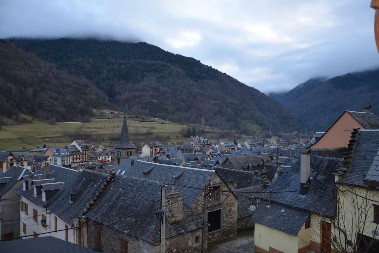 Villa Laurit Bossòst Esterno foto