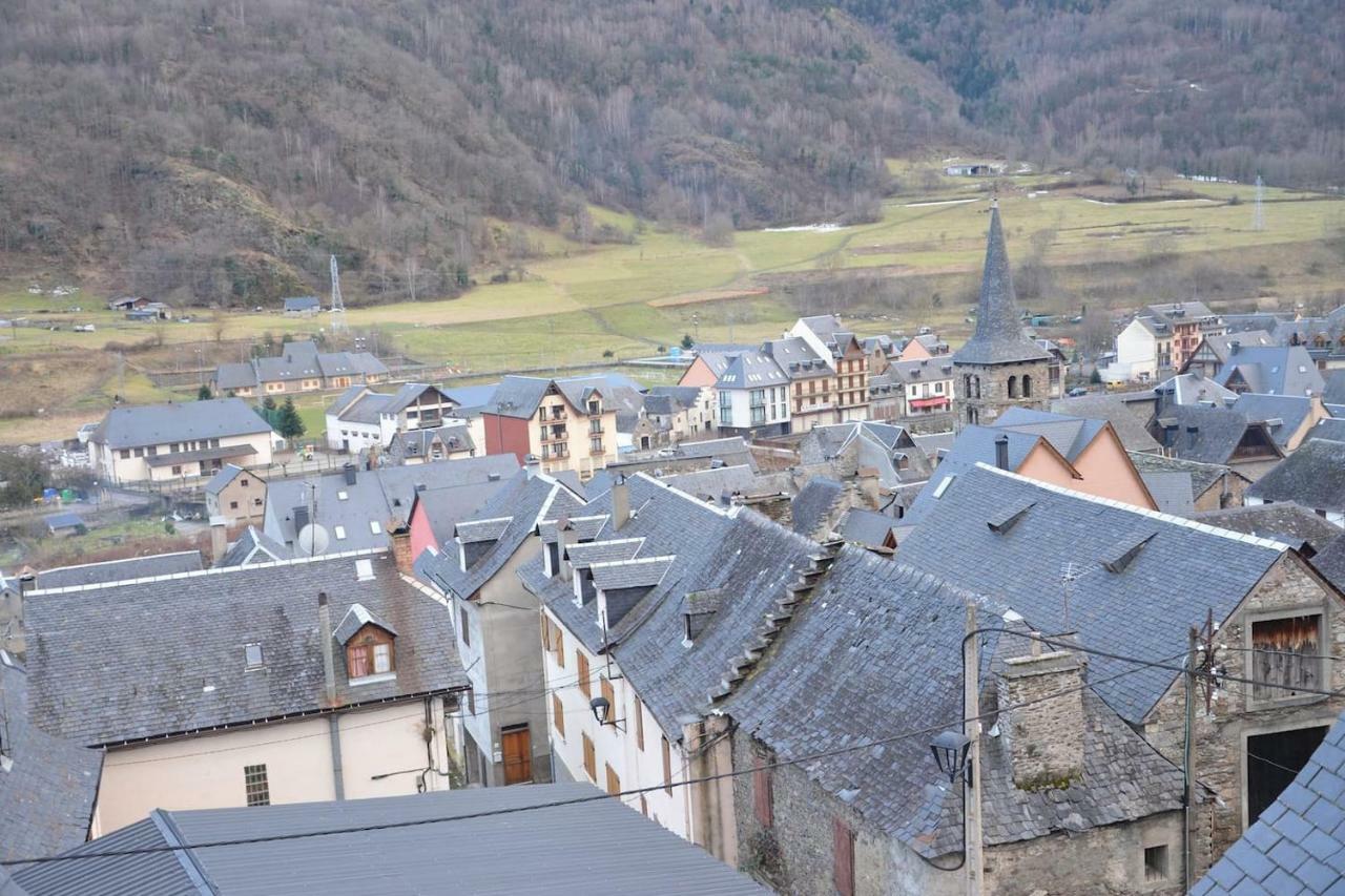 Villa Laurit Bossòst Esterno foto