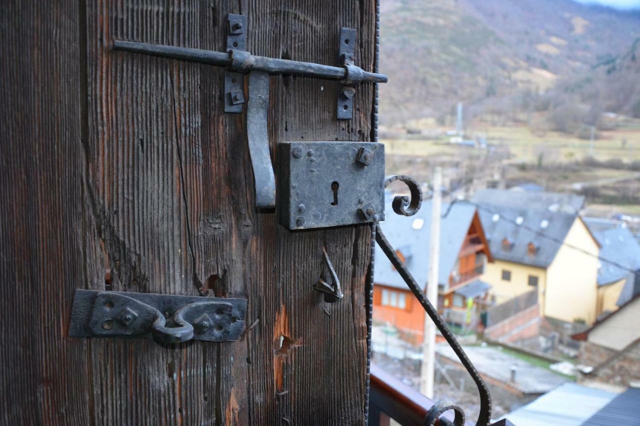 Villa Laurit Bossòst Esterno foto