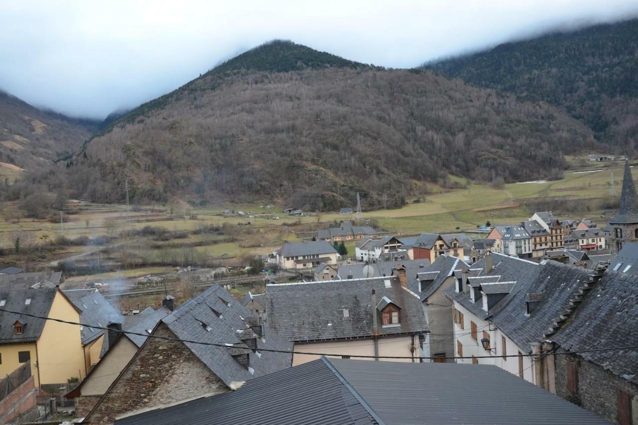 Villa Laurit Bossòst Esterno foto